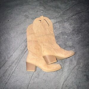 Tan Suede Women's Boots